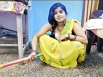 Gonzo Soniya's Indian threeway: messy converse, thick milk cans, and a red-hot sexcapade