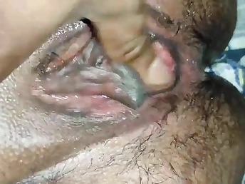 See Oyo hotel choot Ka Pani Aa Gaya Bha's Indian gf get her facehole and pussy packed with desi paramour's knob