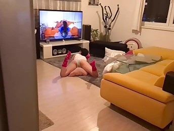 Kinky sista in law caught eyeing porn, got him cum in her gullet