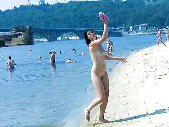 An ultra-cute naturist damsels