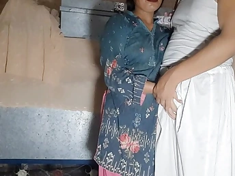 Pkgulnaz hooks up with Desi Indian Devar & their molten Milf buddy in this real homemade vid