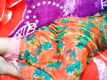 Watch Mumbai ashu, the eighteen-yr-elderly Indian lady, drizzle while getting her cunny tongued in a super-steamy daver video