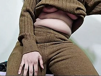 Priya & Arsal, 2 fabulous step-moms, give in in all directions their fantasies & relative to their Bf for a rail