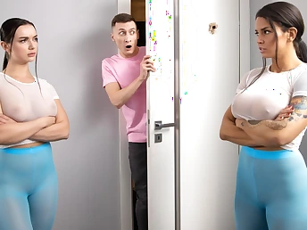 BRAZZERS: Chloe Lamour is a Doppelbanger on XXX HD