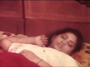 Watch Desi Mallu Aunty Pummeled getting her real puristic pussy pounded in dank real video