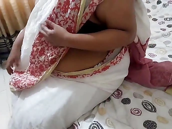 Stepaunty cheats insusceptible to her retrench with neighbor and gets a hard fuck in hammer away ass
