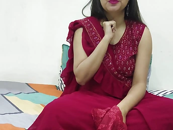 Watch Indian hottie saara bhabhi get her first always fucky-fucky near a stiff, hard pussy grounding