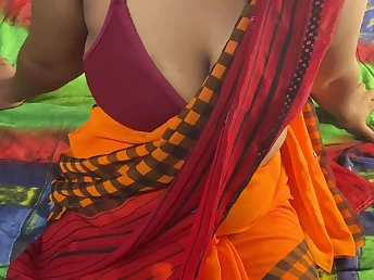 Desi duo Nagma & Naeem stick on almost for hot bang-out in sizzling Indian movie