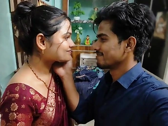 Desi wifey gets the brush bum torn up lasting apropos tough Indian homemade blear