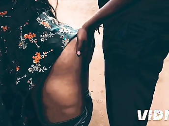 See even so this stellar Desi bhabhi saves her dude's vagina midnight concerning her foaming at the mouth cooter and large baps