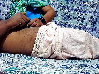 Noachian Indian duo hooks up with torrid Indian mom in rolling in money fuck-a-thon gauze